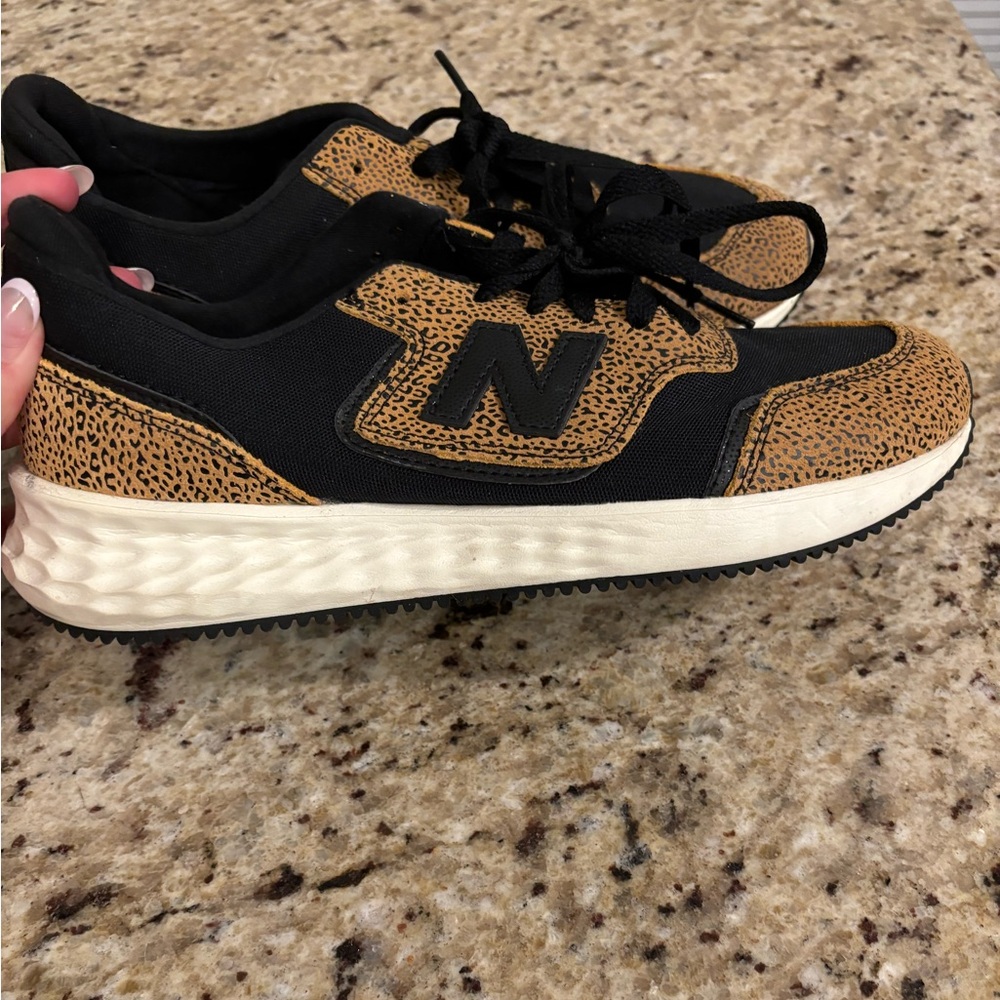 New balance leopard/cheetah sneakers